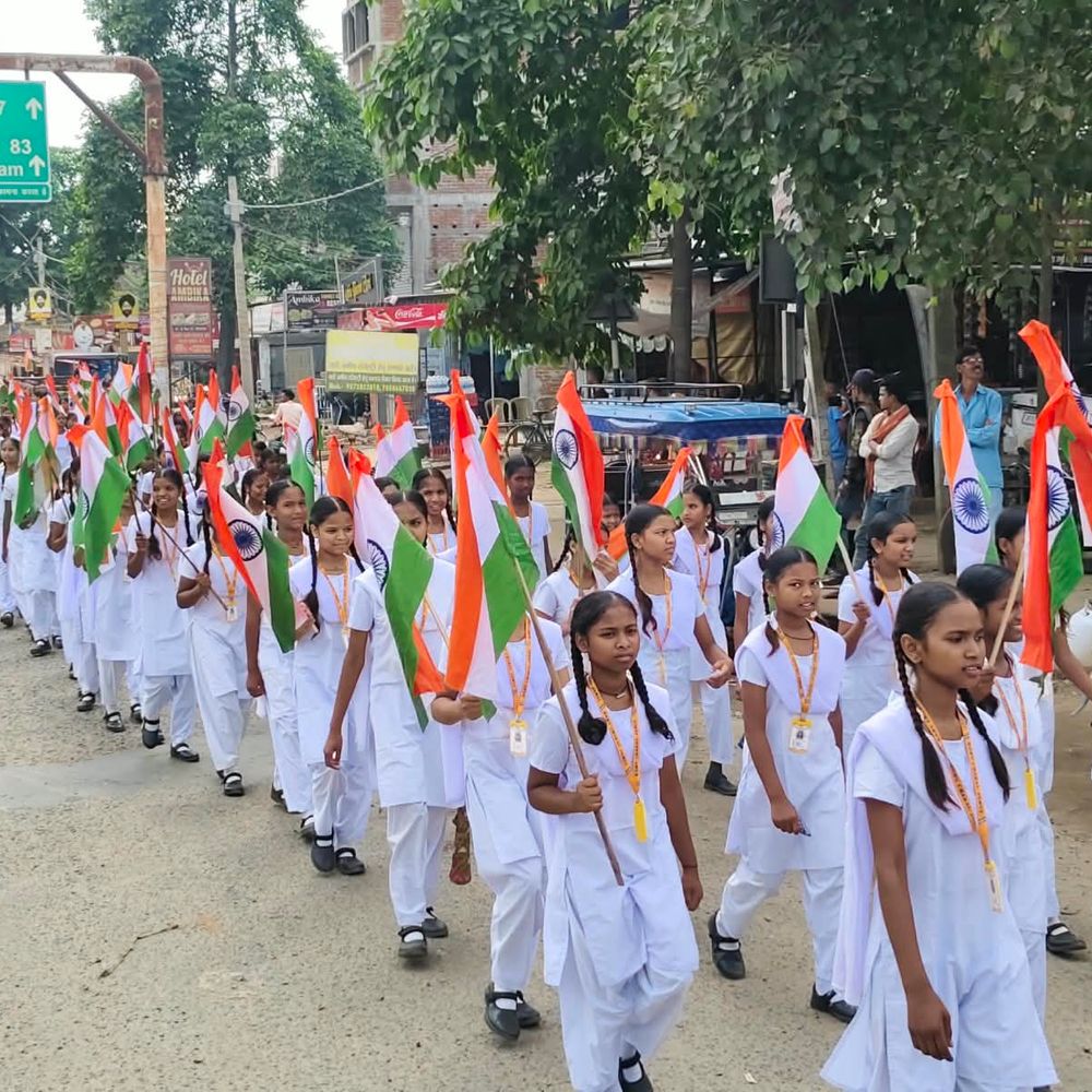 जमुई के 10 प्रखंडों में निकली तिरंगा यात्रा:DM ने दिया राष्ट्रहित का मैसेज, भारत माता की जय और जय हिंद के नारे