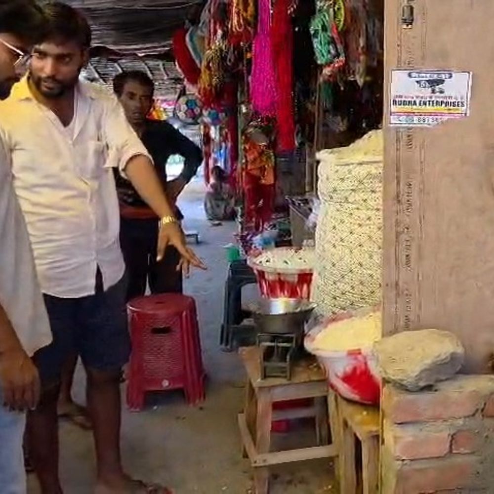 लैंड डोनर ने लगाया अतिक्रमण का आरोप:सीतामढ़ी SDM ने कार्रवाई का दिया आश्वासन