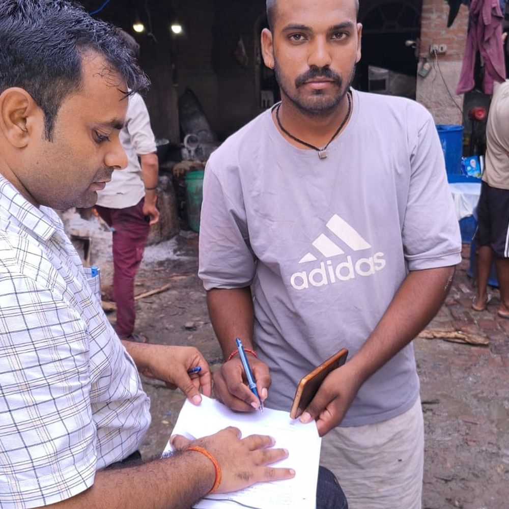 हरदोई में मिलावटी रसगुल्ला फैक्ट्री पर छापा:1.25 क्विंटल मिलावटी रसगुल्ले और खराब छेना नष्ट; अवैध इकाइयां सील