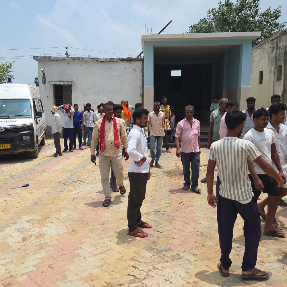 अरवल में बिजली करंट लगने से किसान की मौत:जर्जर ट्रांसफार्मर के संपर्क में आने से हादसा, खेत में सिंचाई करने गए थे