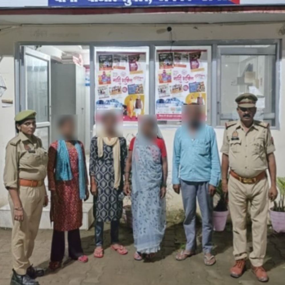 जंगल में मिली घर से नाराज किशोरी:अमेठी में पुलिस ने 16 वर्षीय बालिका को सकुशल बरामद कर परिजनों को सौंपा