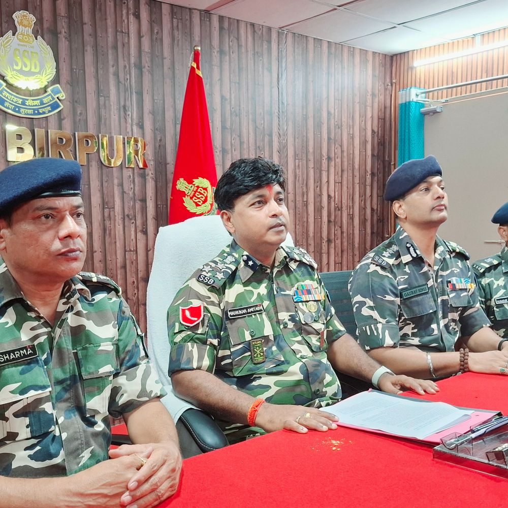 सुपौल पहुंचे SSB पूर्णिया रेंज के DIG मधुकर अमिताभ:बोले- 2026 में 3216 KG गांजा, 5240 लीटर शराब जब्त; 100 वॉकी-टॉकी बरामद