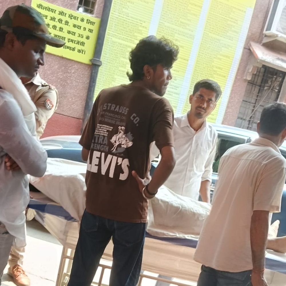 विश्वनाथ दर्शन को गया बक्सर का युवक गंगा में डूबा:वाराणसी में सावन सोमवारी पर स्नन के दौरान हादसा,NDRF ने शव बाहर निकाला
