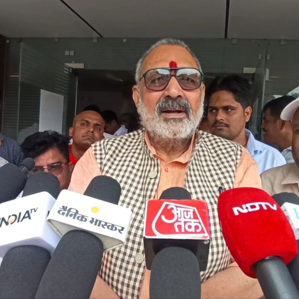 गिरिराज बोले, CBI जांच से क्यों झिझक रही झारखंड सरकार?:मंत्री छात्रों के सवालों का जवाब देने से भाग रहे, निष्पक्ष जांच से सामने आएगा धांधली का सच