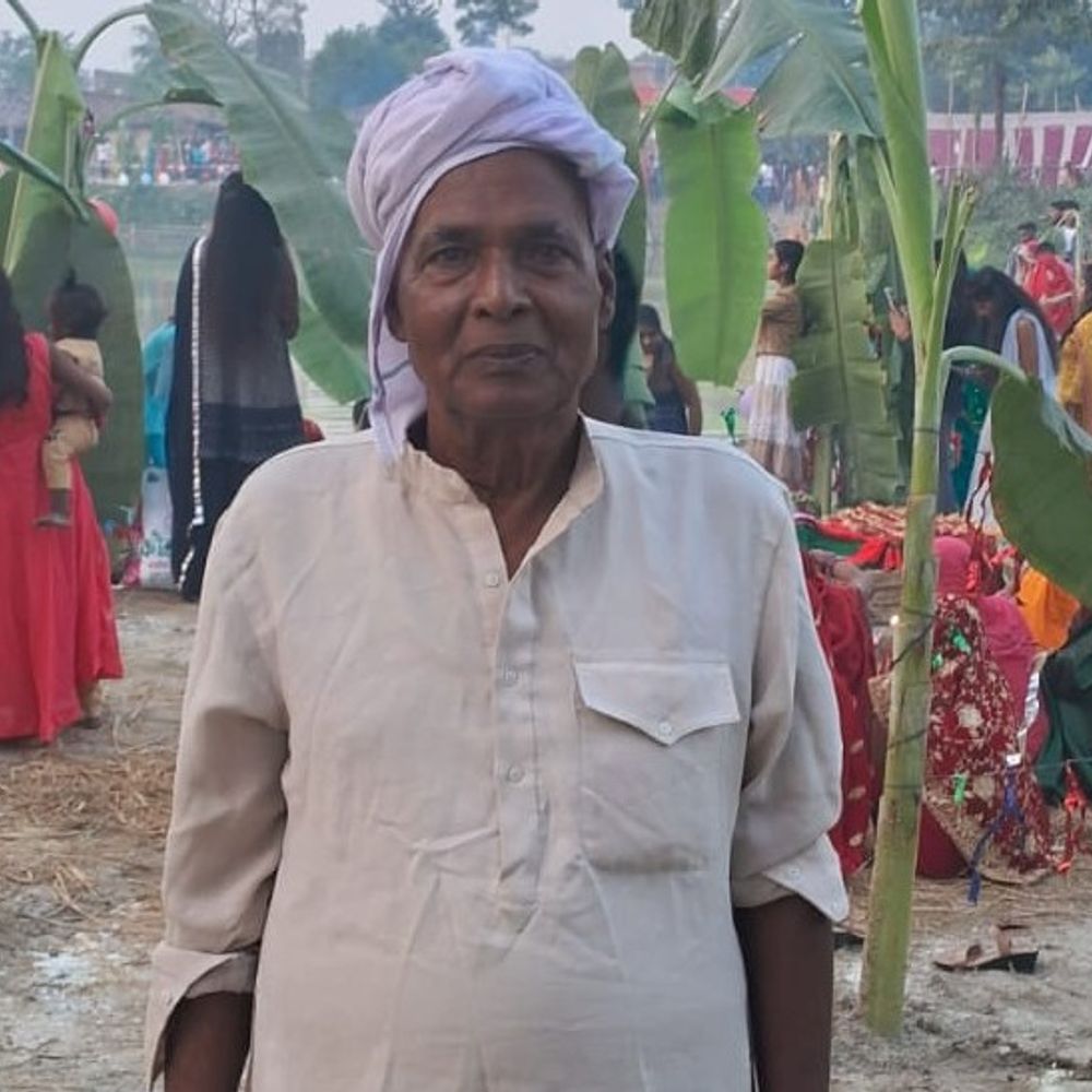 बुजुर्ग को सांप ने डसा, इलाज के समय मौत:शिवहर में ग्रामीण ने सांप को डिब्बे में बंद कर अस्पताल लाया