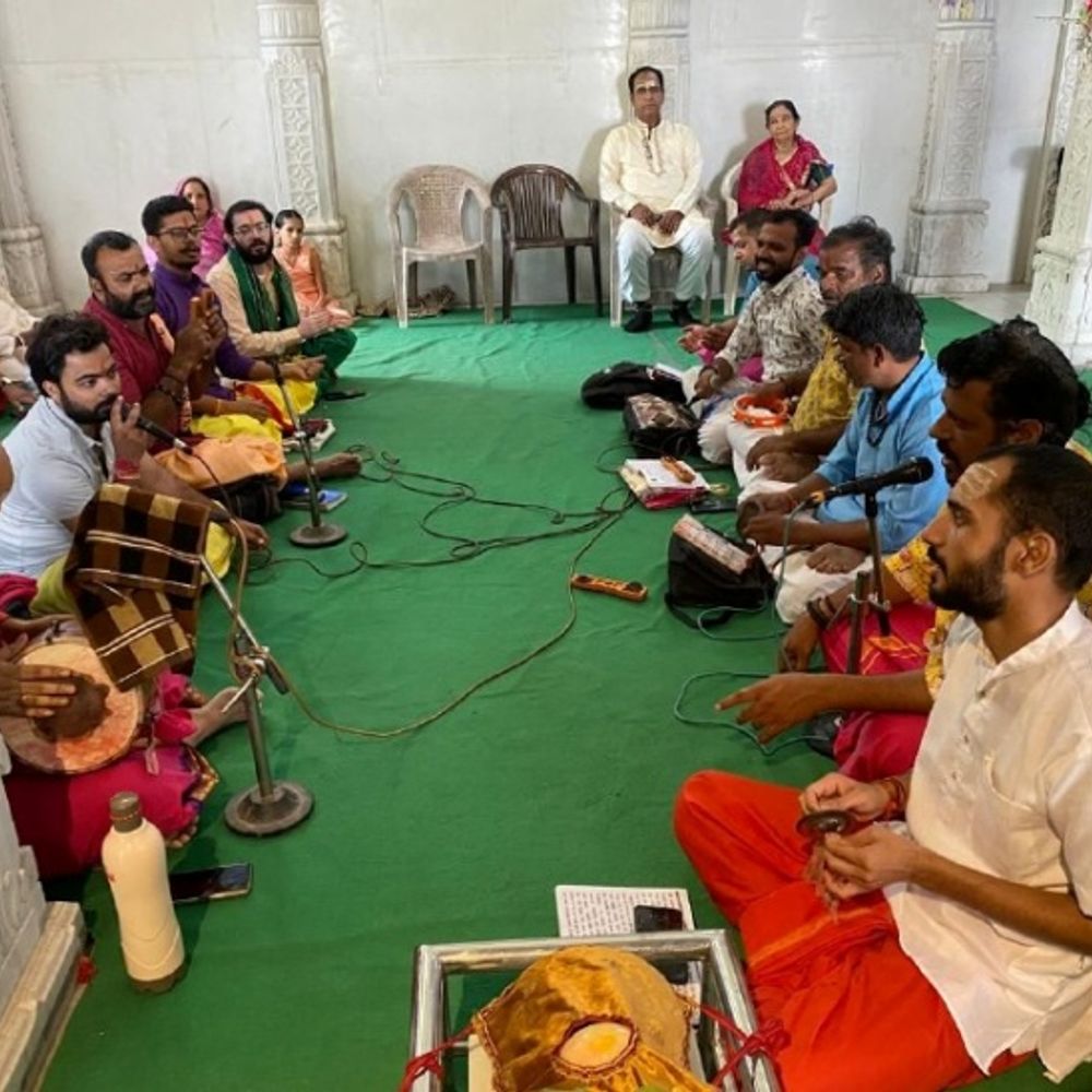 पाली में आम्लेश्वर महादेव का अभिषेक:31 आचार्यों ने किया सस्वर रूद्री पाठ, अच्छी बारिश की कामना की