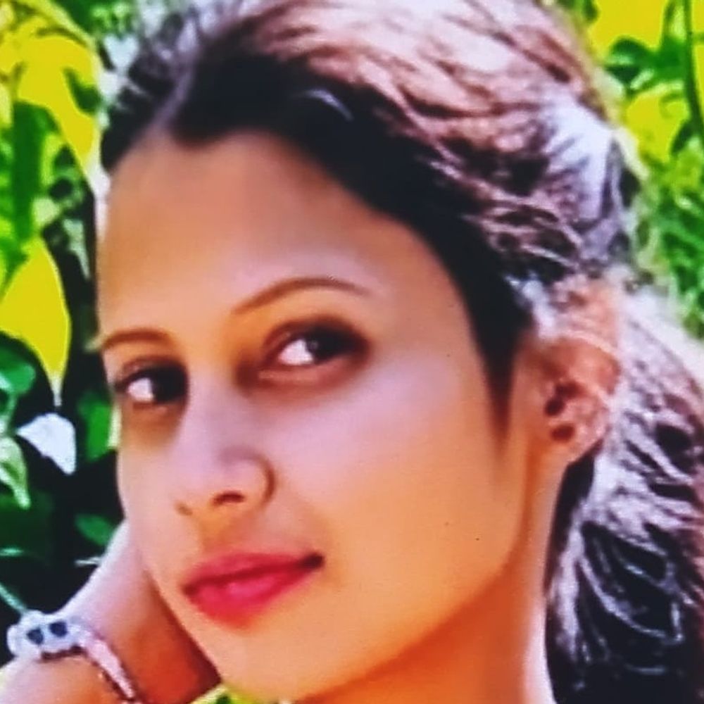युवती के शव का 39 घंटे बाद हुआ पोस्टमार्टम:हरदोई में चेहरे पर मिले 2 चोट के निशान, प्रेमी व परिजनों पर प्रताड़ना का आरोप