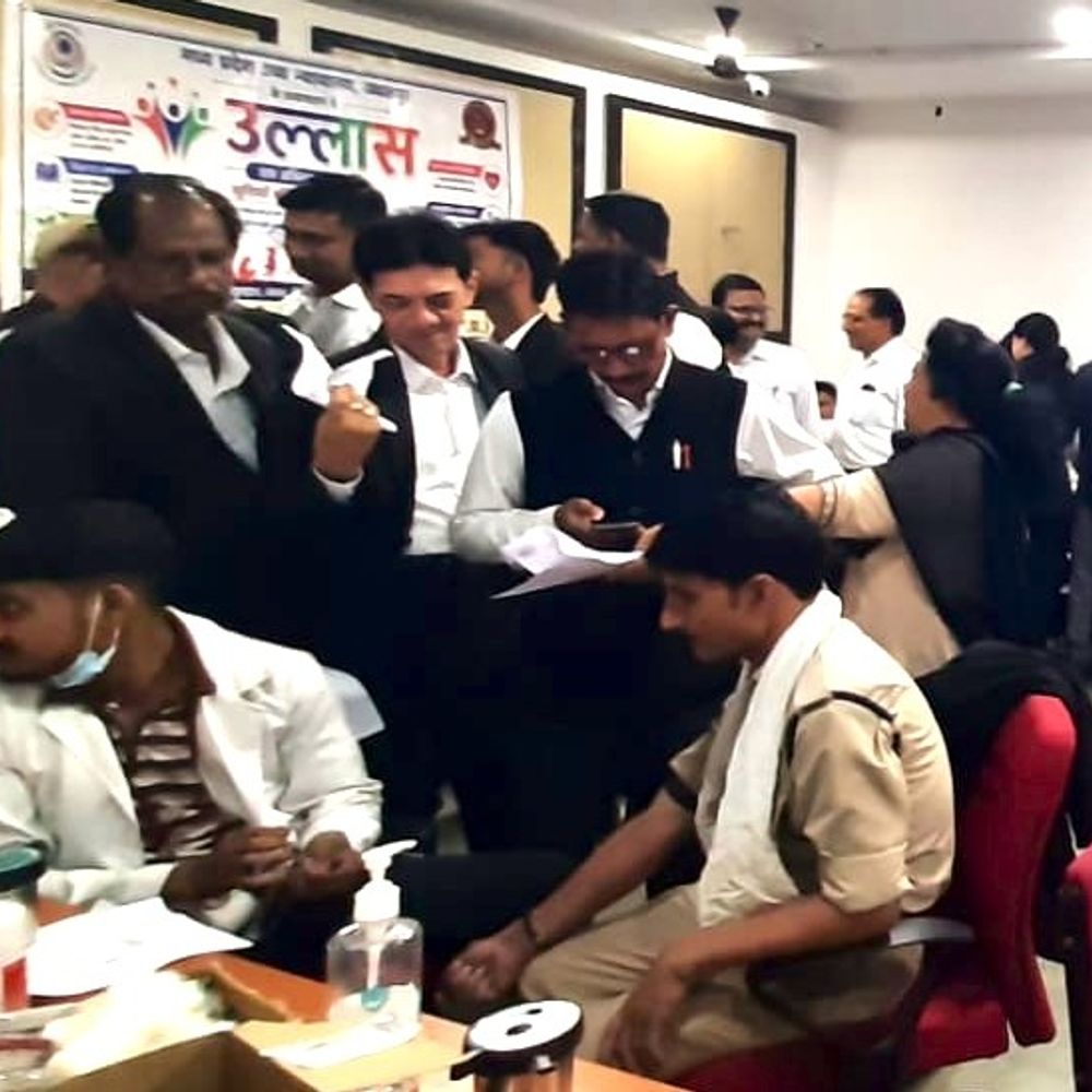 विदिशा जिला कोर्ट में स्वास्थ्य शिविर:न्यायिक अधिकारियों-कर्मचारियों समेत 325 लोगों ने जांच कराई, जिला जज बोले- सभी स्वस्थ जीवनशैली अपनाएं