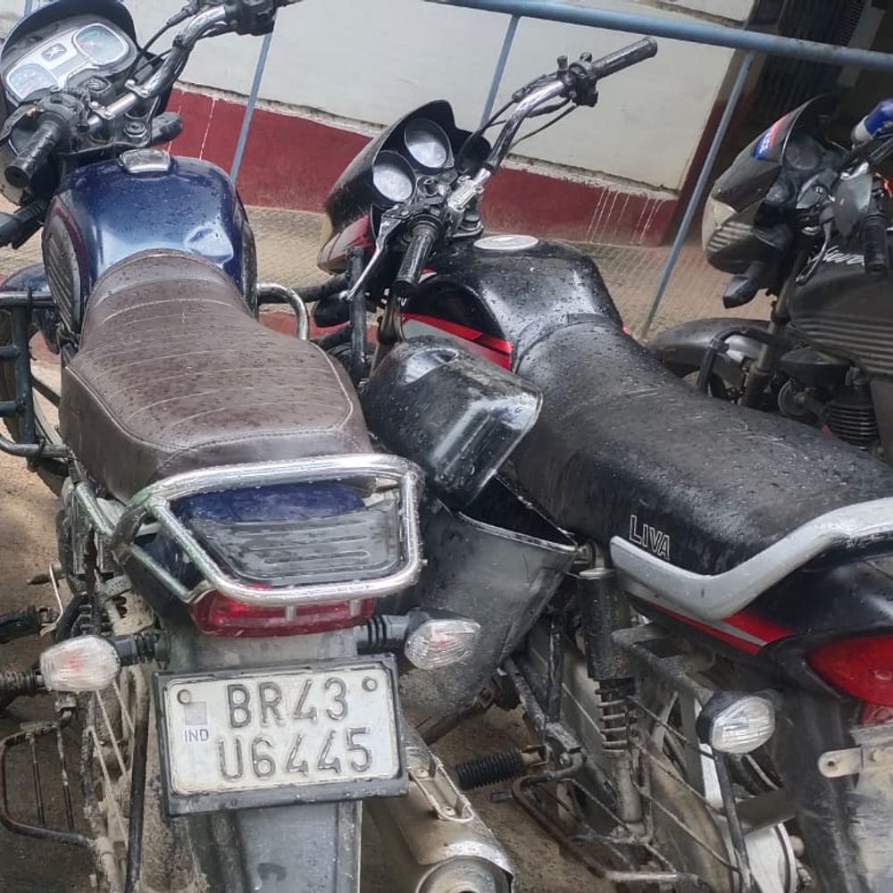सहरसा में 3 चोरी की बाइक के साथ 3 गिरफ्तार:अंतरजिला गाड़ी चोर गैंग का खुलासा, 2 का क्रिमिनल रिकॉर्ड