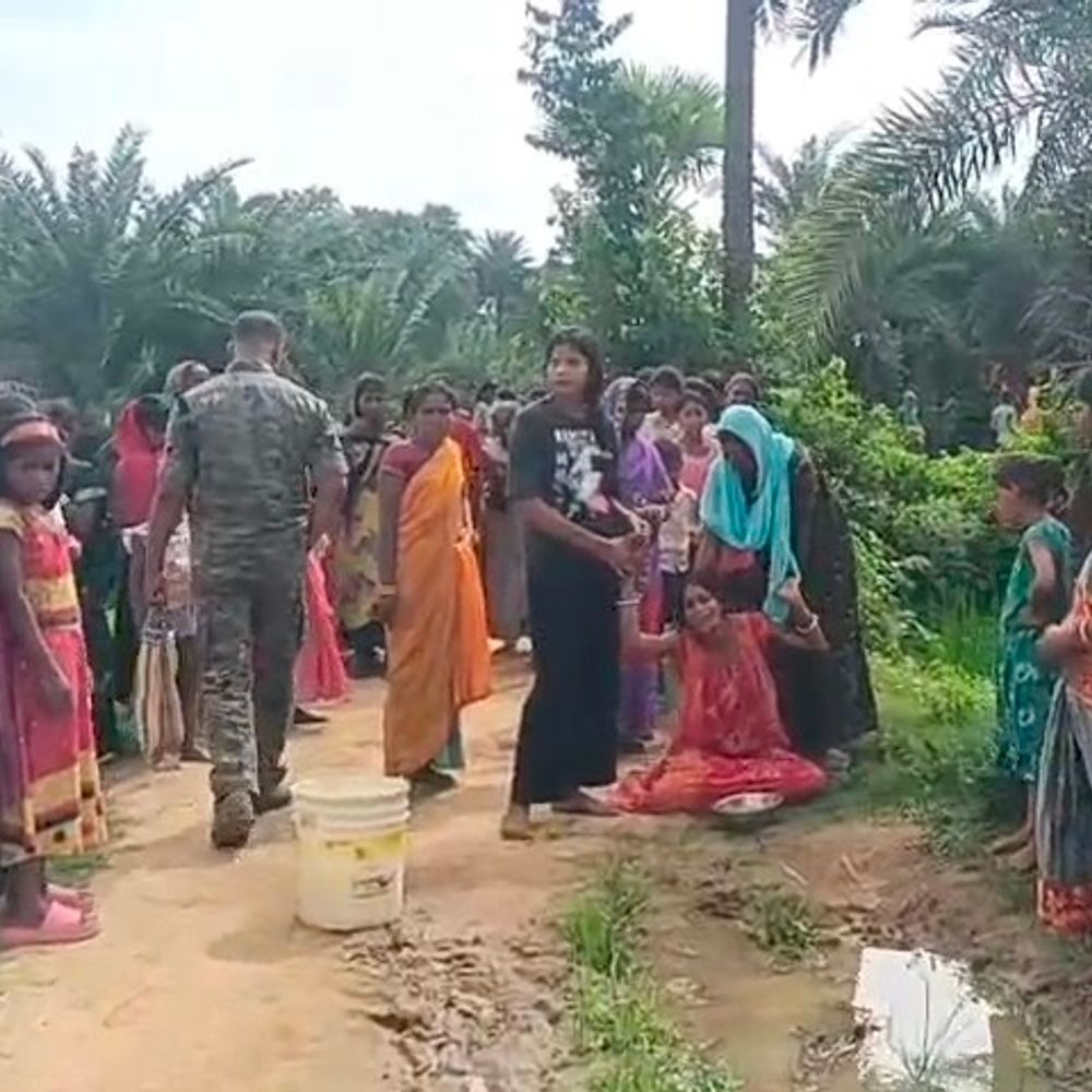 गोड्डा में पेड़ से लटका मिला युवक का शव:पत्नी ने शराब पीकर मारपीट का लगाया आरोप, पति-पत्नी के बीच सुबह हुआ था विवाद
