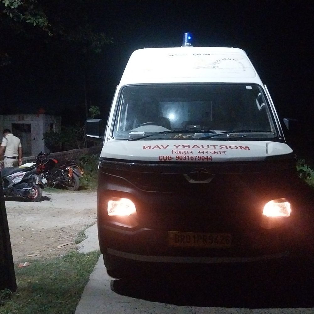 मालगाड़ी की चपेट में आने से युवक की मौत:अररिया में इटहारा शिव मंदिर के पास की घटना, कपड़ों से युवक की पहचान कर रही पुलिस