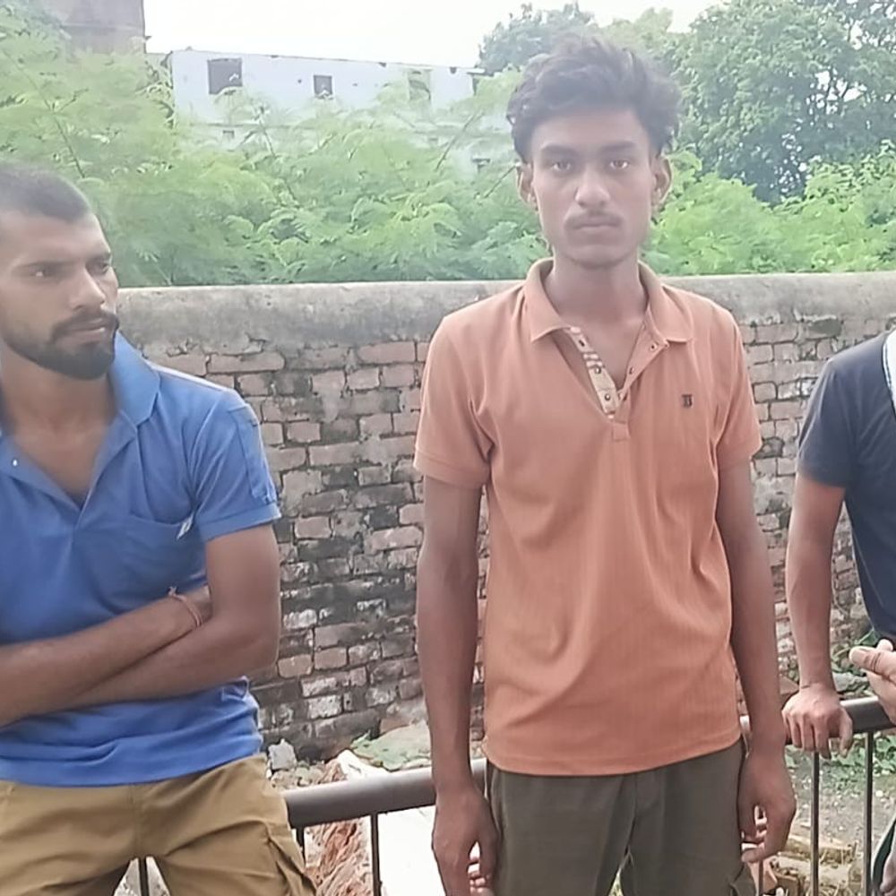 सीवान में वृद्ध ने फंदे से लटककर दी जान:परिवार ने नशा करने से किया था मना, नाराज होकर दी थी धमकी