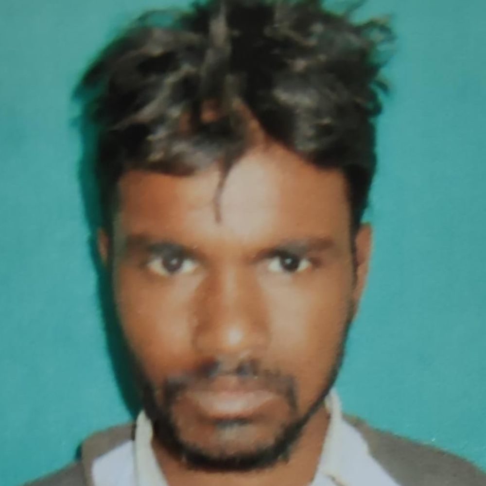 जालौन में ट्रेन चपेट में आने से मजदूर की मौत:काम पर निकला था 29 वर्षीय रिंकू, मौके पर तोड़ा दम; परिवार में पसरा मातम