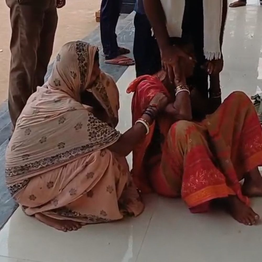 ऑटो की टक्कर से बाइक सवार की मौत:बांका में बाजार से घर लौटने के दौरान हादसा, चचेरा भाई घायल