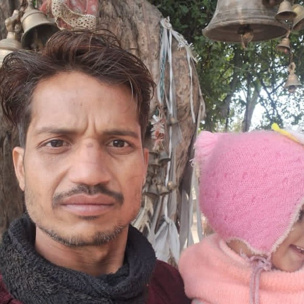 कांवड़ यात्रा पर निकले युवक की सड़क हादसे में मौत:कासगंज में हुआ एक्सीडेंट, एटा मेडिकल कॉलेज में तोड़ा दम