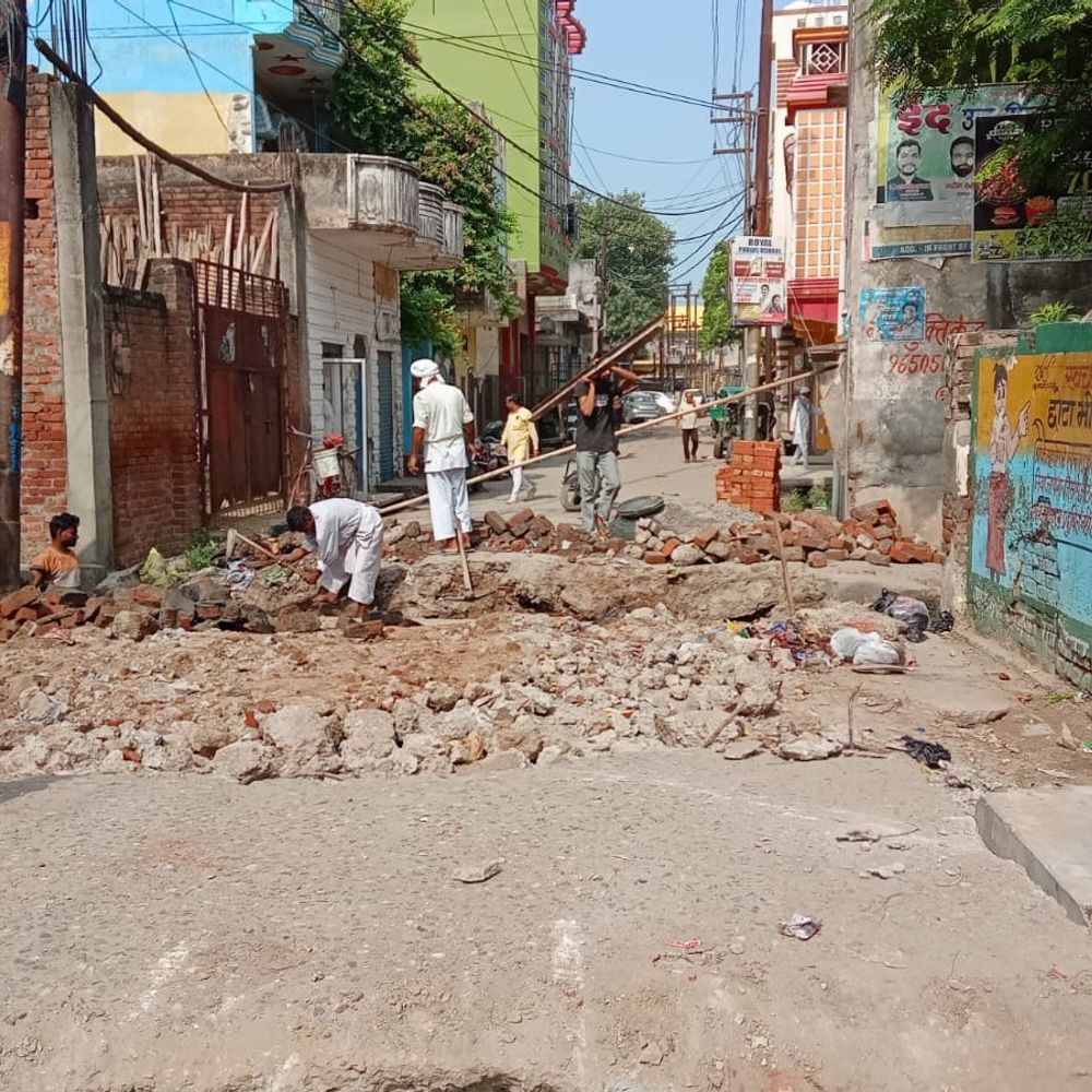 भाकियू अखंड की मांग पर पुलिया निर्माण शुरू:वार्ड-15 में कार्य प्रारंभ, शेष 16 मांगों पर कार्रवाई की मांग