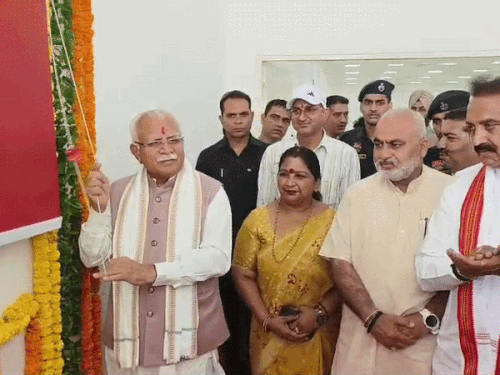 करनाल पहुंचे केंद्रीय मंत्री मनोहर लाल:बोले, राहुल गांधी के संवाद पर साधा निशाना, झूठे स्लोगन और हेडलाइन से प्रचार में बने रहना ठिक नहीं