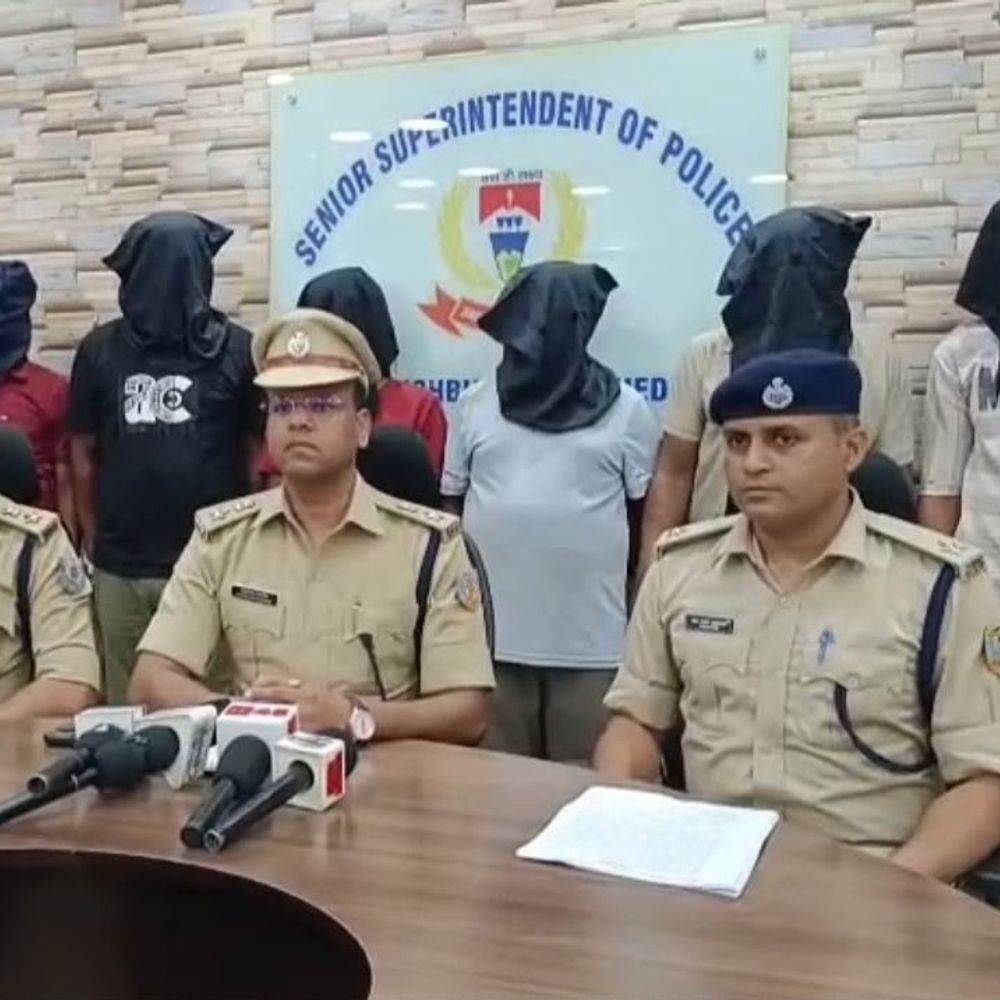 जमशेदपुर के सिदगोड़ा में 59 किलो गांजा जब्त:छह तस्कर गिरफ्तार, 50 लाख रुपए का मादक पदार्थ बरामद