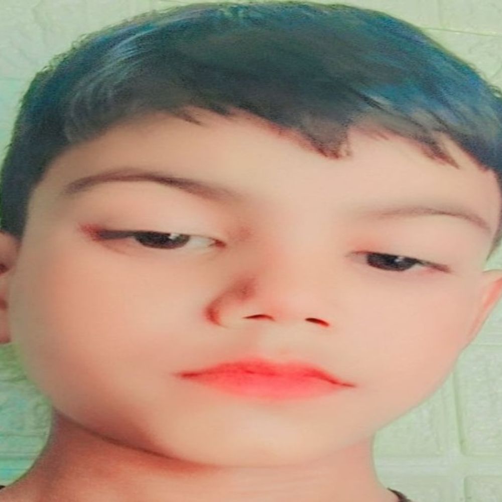 शाहजहांपुर में उपखंड अधिकारी-अवर अभियंता के खिलाफ एफआईआर:करंट से बच्चे की हुई थी मौत; शिकायत के बावजूद तार ठीक नहीं कराया था