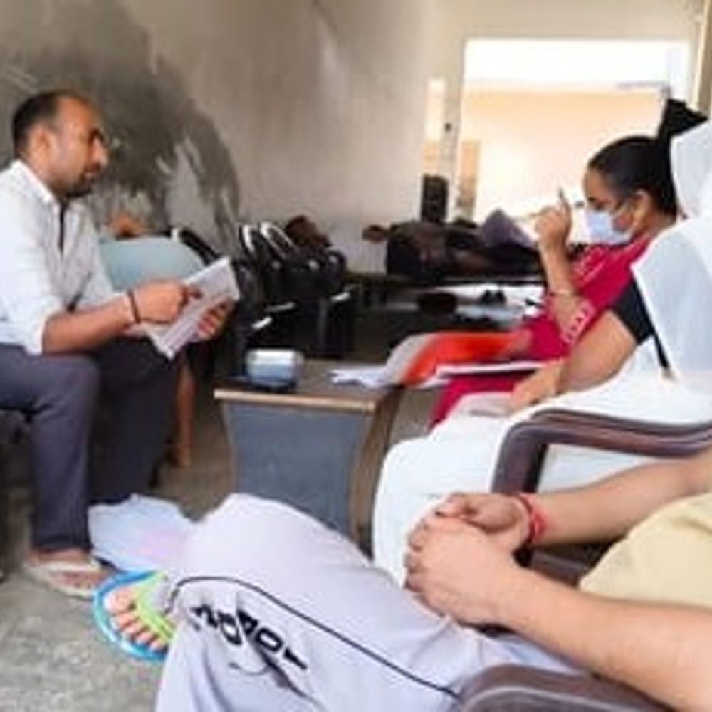हापुड़ में स्वाइन फ्लू के चार केस मिले:63 साल के बुजुर्ग की मौत, तीन अन्य संक्रमित