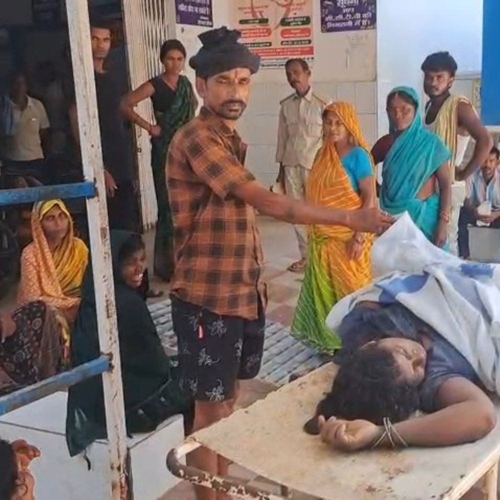 जमुई जमीन विवाद में महिला को ट्रैक्टर से कुचला, मौत:6 महीने से चल रहा था विवाद, 2 पक्षों में मारपीट; 10 घायलों का चल रहा इलाज