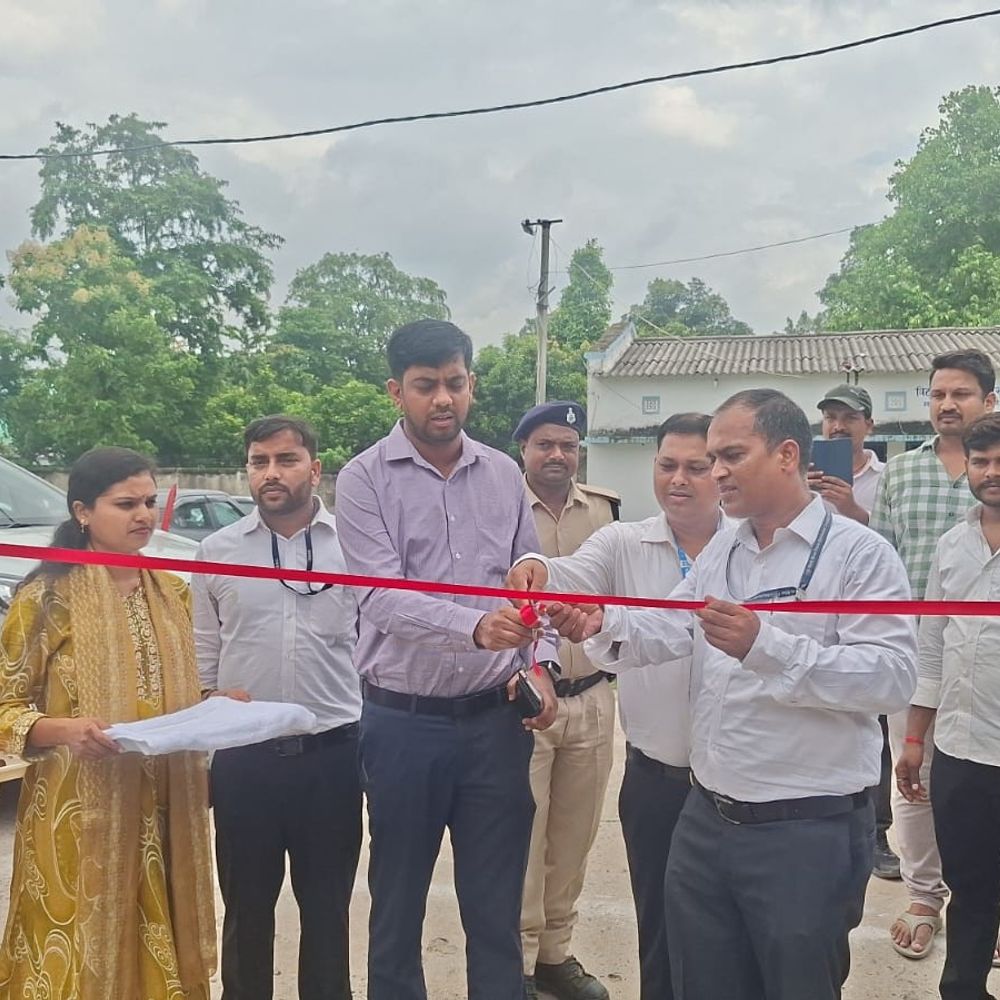 मधेपुरा में सोलर मेला, 50 ने किया आवेदन:इन्वर्टर, बैटरी और लाइटिंग के लगे स्टॉल, DDC बोले- ‘बैंक लोन अप्रूव करने में तेजी लाएं’