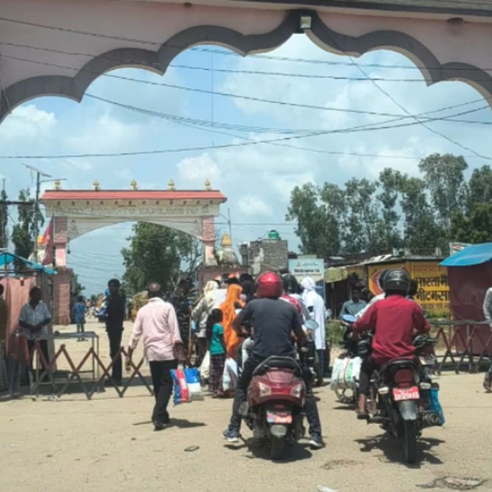 सिद्धार्थनगर में भारत-नेपाल सीमा पर हाई अलर्ट:स्वतंत्रता दिवस से पहले 68 किमी खुली सीमा पर बढ़ी चौकसी; SSB तैनात