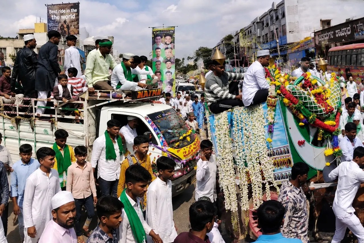 बेंगलुरु में ईद-ए-मिलाद जुलूस के दौरान बवाल, नारेबाजी के बाद भिड़े दो पक्ष, 6 गिरफ्तार
