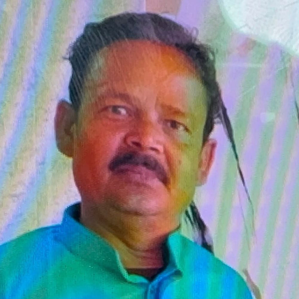 नवादा में वाहन की टक्कर से प्रोफेसर की मौत:घर से दुकान जाते समय एक्सीडेंट, अस्पताल में तोड़ा दम; महिला कॉलेज में कार्यरत थे
