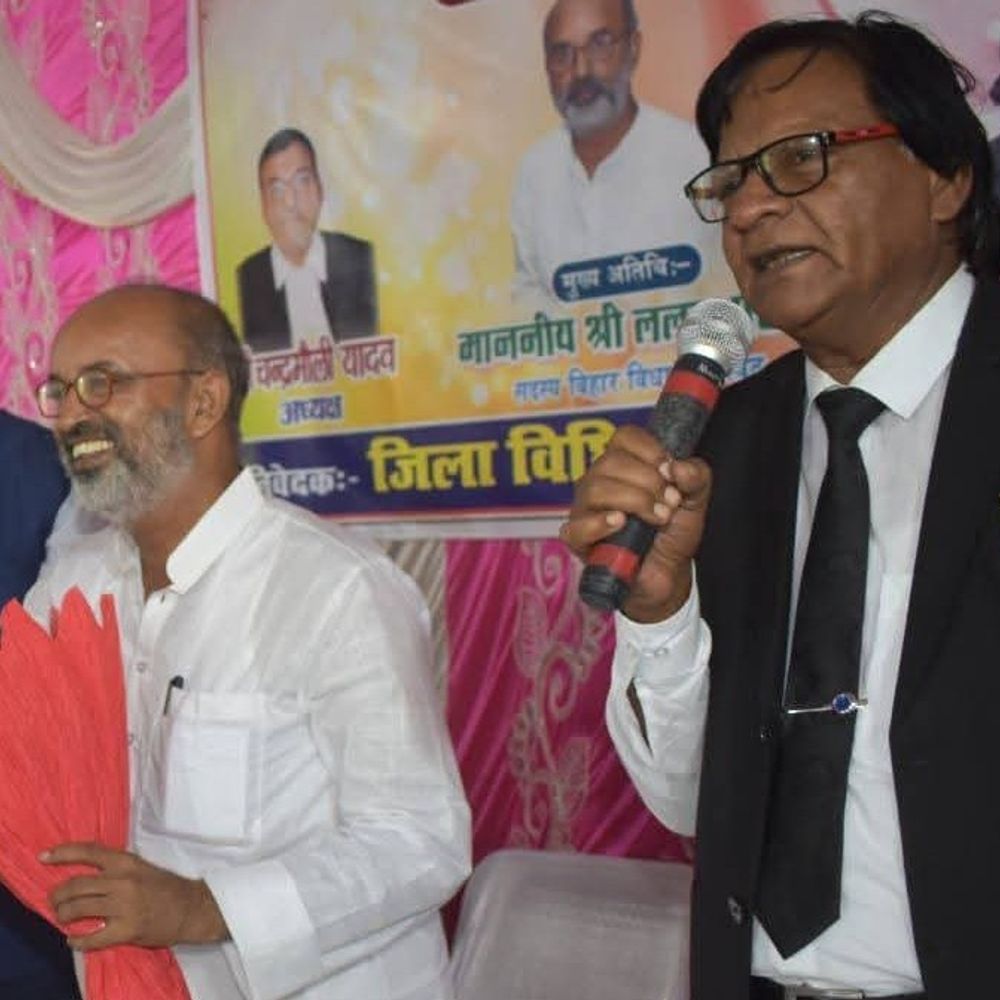 MLC बोले-‘अधिवक्ताओं के लिए मॉडल भवन निर्माण जल्द’:शेखपुरा में नवनिर्वाचित एमएलसी का अभिनंदन,बोले-‘जातिगत भेदभाव दूर करें’