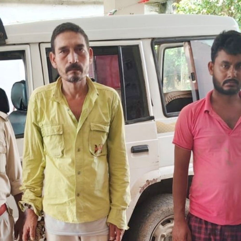शेखपुरा में 2 भागे आरोपी गिरफ्तार:एक पर साइबर ठगी, दूसरे पर रंगदारी का मामला; 9 साल से पकड़ के बाहर थे