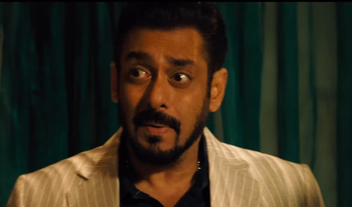 7 Dogs Movie Review | धमाकेदार एक्शन, इंटरनेशनल लोकेशन्स और सलमान-संजय का स्वैग, जानिए कैसी है यह मेगा-थ्रिलर