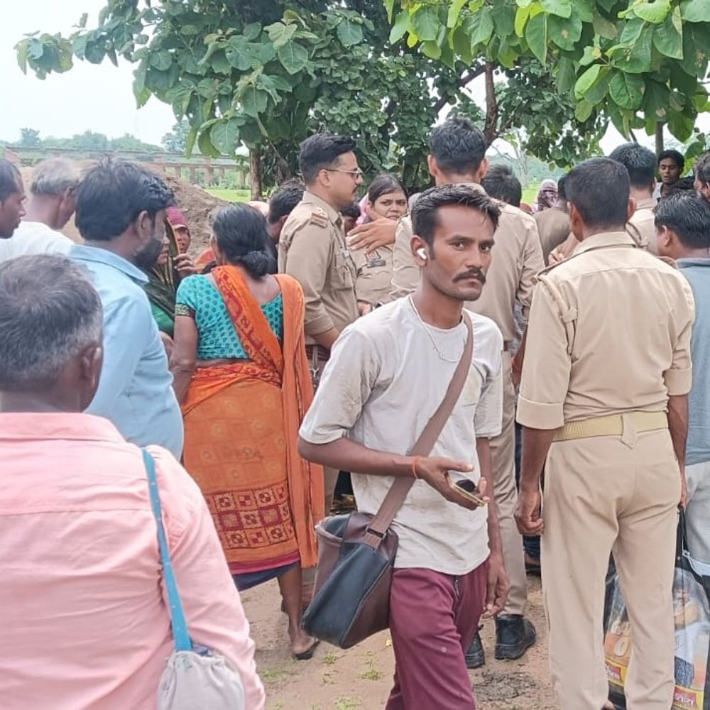 प्रयागराज में शादी के 3 माह बाद नवविवाहिता की मौत:ट्रैक्टर से फिसलकर गिरने से गई जान, परानू बाबा मंदिर दर्शन करने गई थी