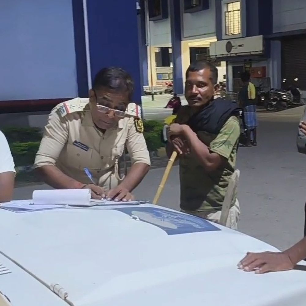 नालंदा में डंपर ने शख्स को रौंदा, मौत:ससुराल आए थे, बच्चों के लिए चॉकलेट खरीदने बाजार गए थे; लौटते वक्त हादसा