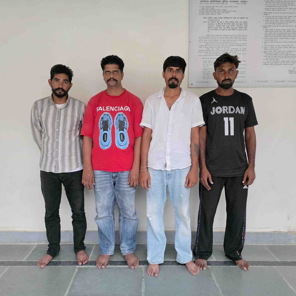 हनुमानगढ़ में 121.57 ग्राम हेरोइन और कार जब्त:1 महिला समेत 5 आरोपी गिरफ्तार, नोहर और टाउन में अलग-अलग कार्रवाई