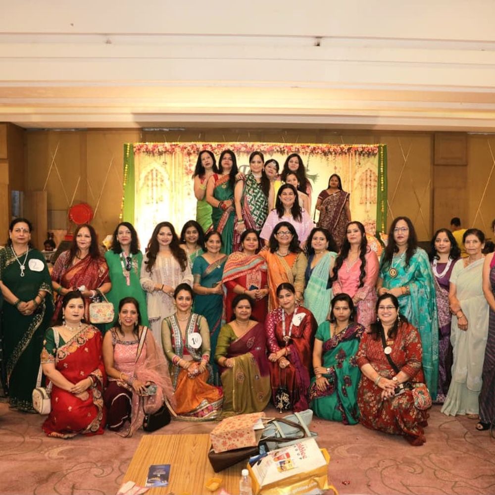 लखनऊ में तीज ताल तशन का आयोजन:बिखरी संस्कृति की रंगत, महिलाओं ने नृत्य-कजरी और फैशन में दिखाई प्रतिभा