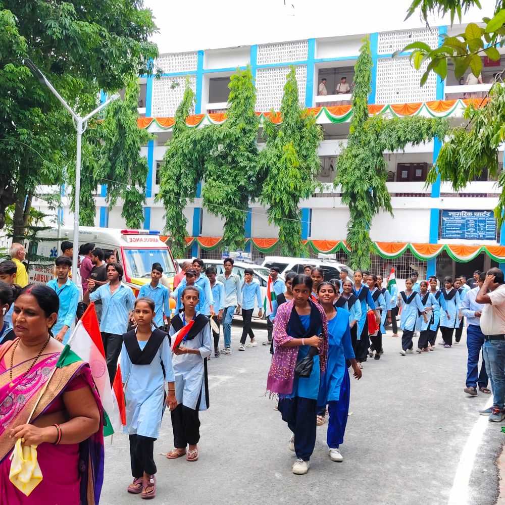 मधेपुरा में 1KM लंबी तिरंगा यात्रा, राष्ट्रीय एकता का संदेश:’हर घर तिरंगा’ अभियान की शुरूआत, 500 से अधिक लोग हुए शामिल