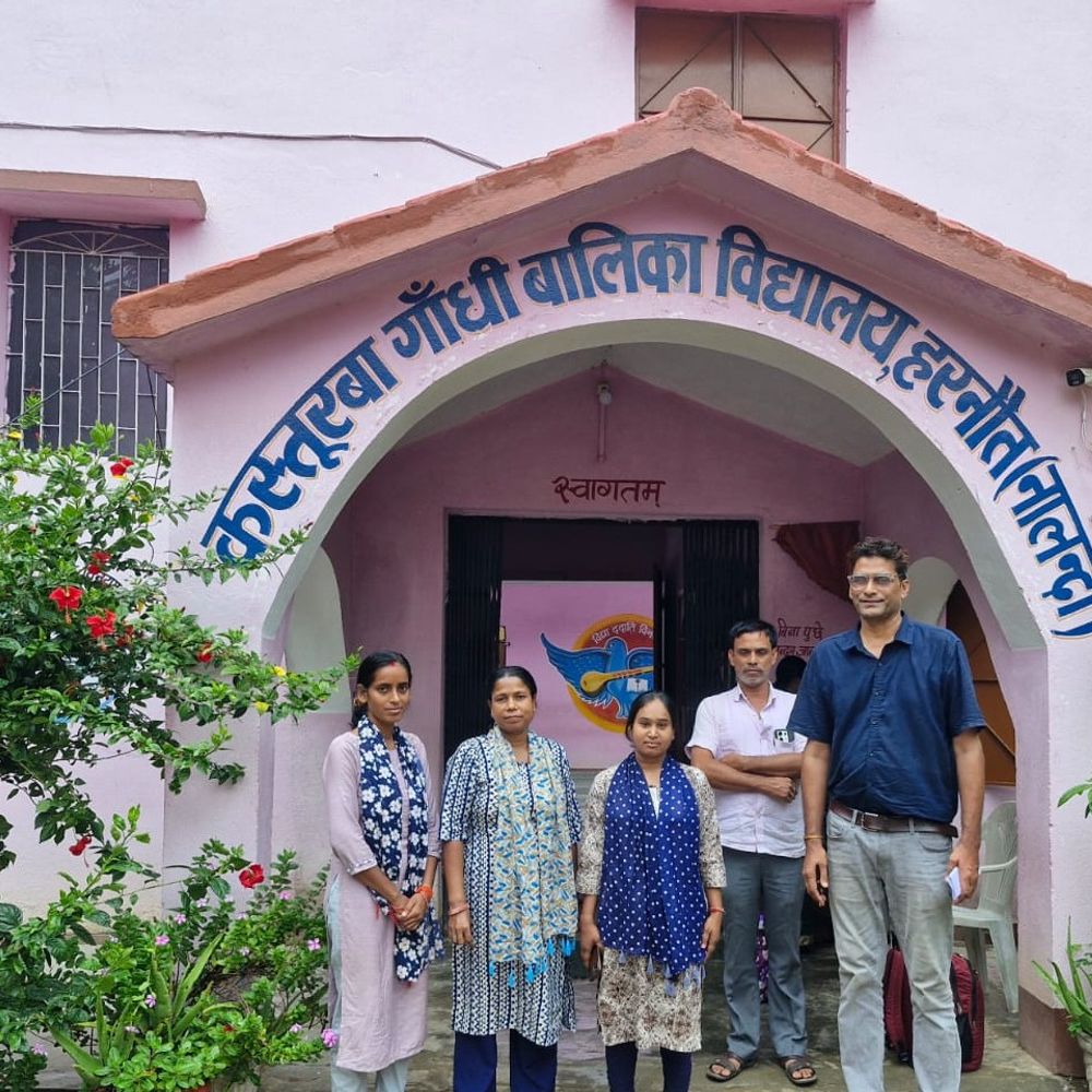 विद्यार्थी सहयोग शिविर से दूर होंगी समस्याएं:छात्राओं की समस्याएं 30 दिन में खत्म होंगी, स्टूडेंट्स के लिए हेल्पलाइन नंबर भी जारी