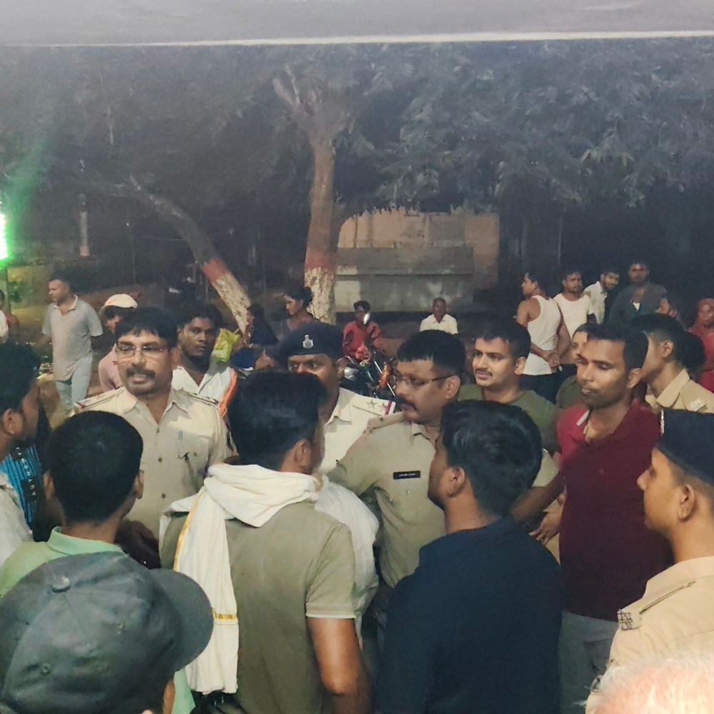 हिलसा के होटल में फायरिंग, ग्राहक घायल:स्कूटी सवार बदमाशों ने मारी गोली, घायल पटना रेफर