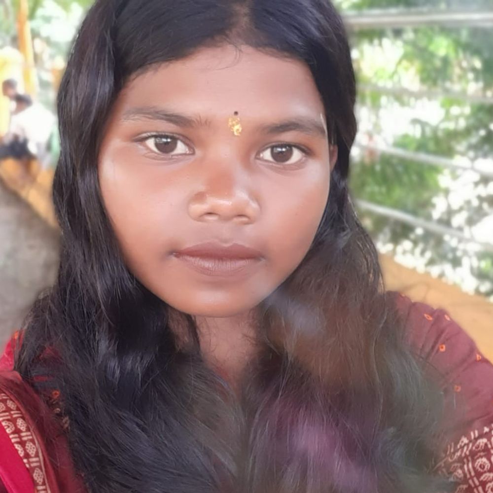 लिविंग रिलेशन में रह रही नाबालिग ने की आत्महत्या:गुमला के सरांगो नवाटोली गांव में फंदे पर झूलता मिला शव, पुलिस जांच में जुटी