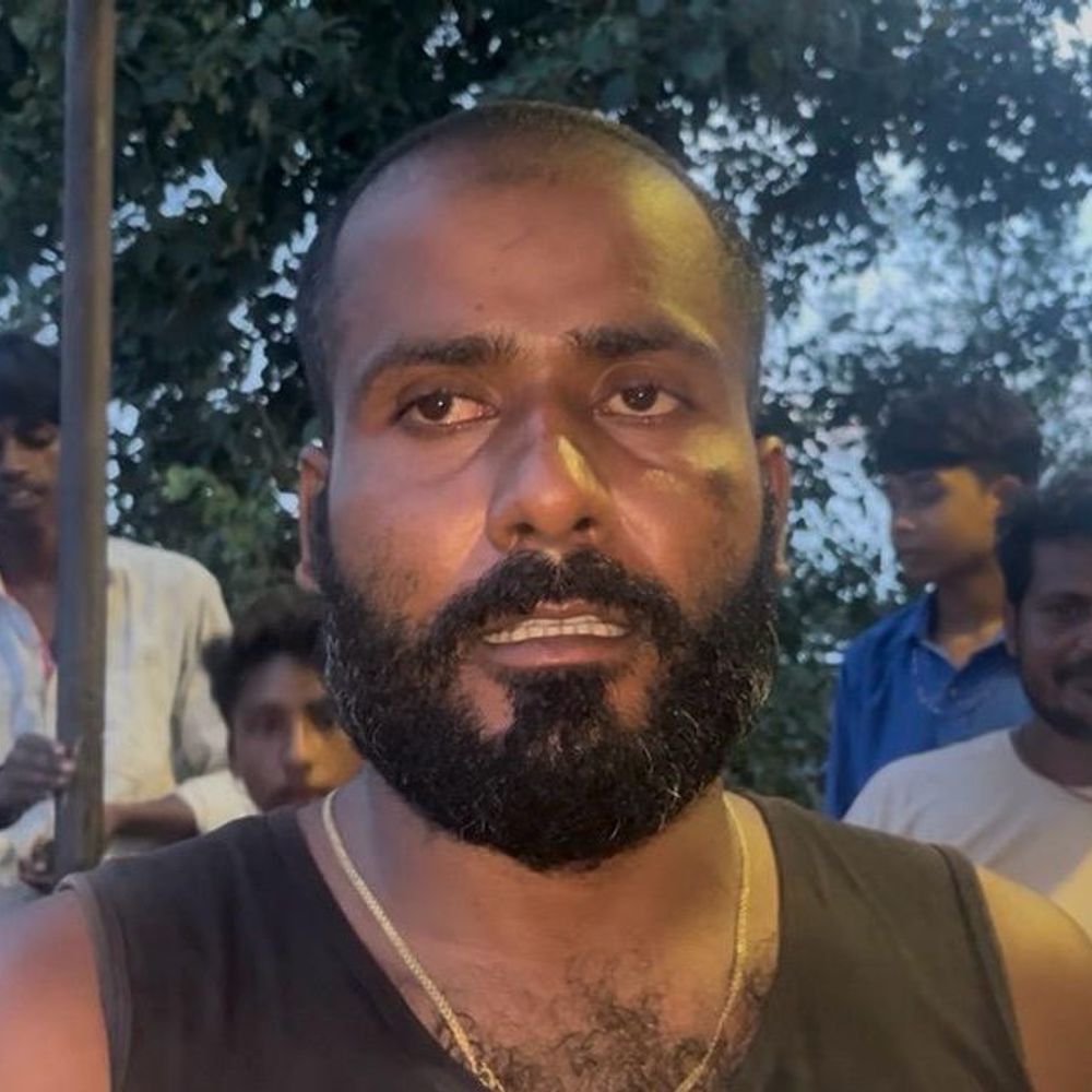 सीवान में युवक पर फायरिंग:गोली लगने से बचने के लिए नीचे झुका, जान बची