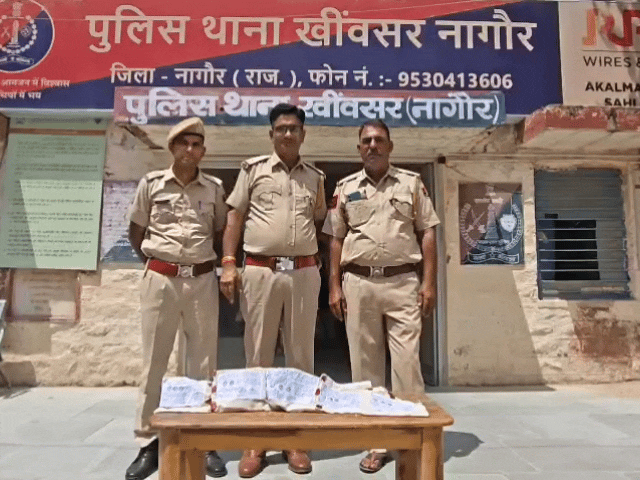 चोरी का माल खरीदने वाला आरोपी गिरफ्तार:37.45 ग्राम सोना, 338 ग्राम चांदी और 2 लाख रुपए बरामद