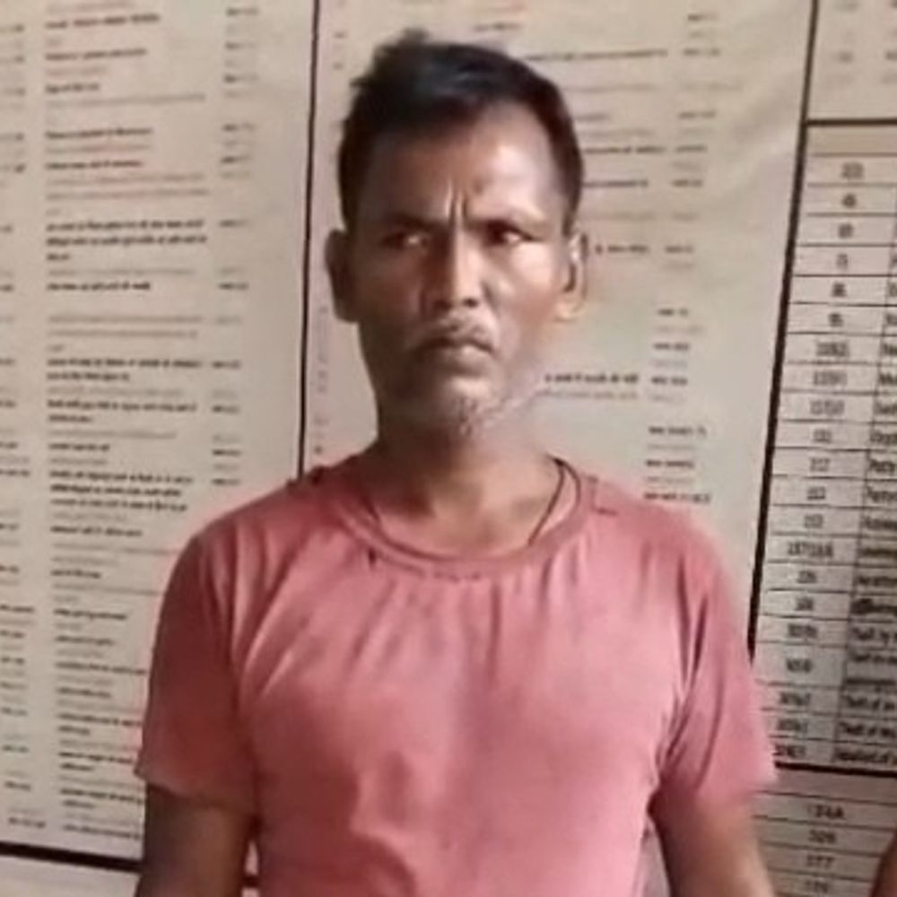 शराब पीकर हंगामा कर रहे व्यक्ति गिरफ्तार:कोर्ट ने न्यायिक हिरासत में भेजा, सूचना मिलने पर शाहपुर पुलिस ने की कार्रवाई