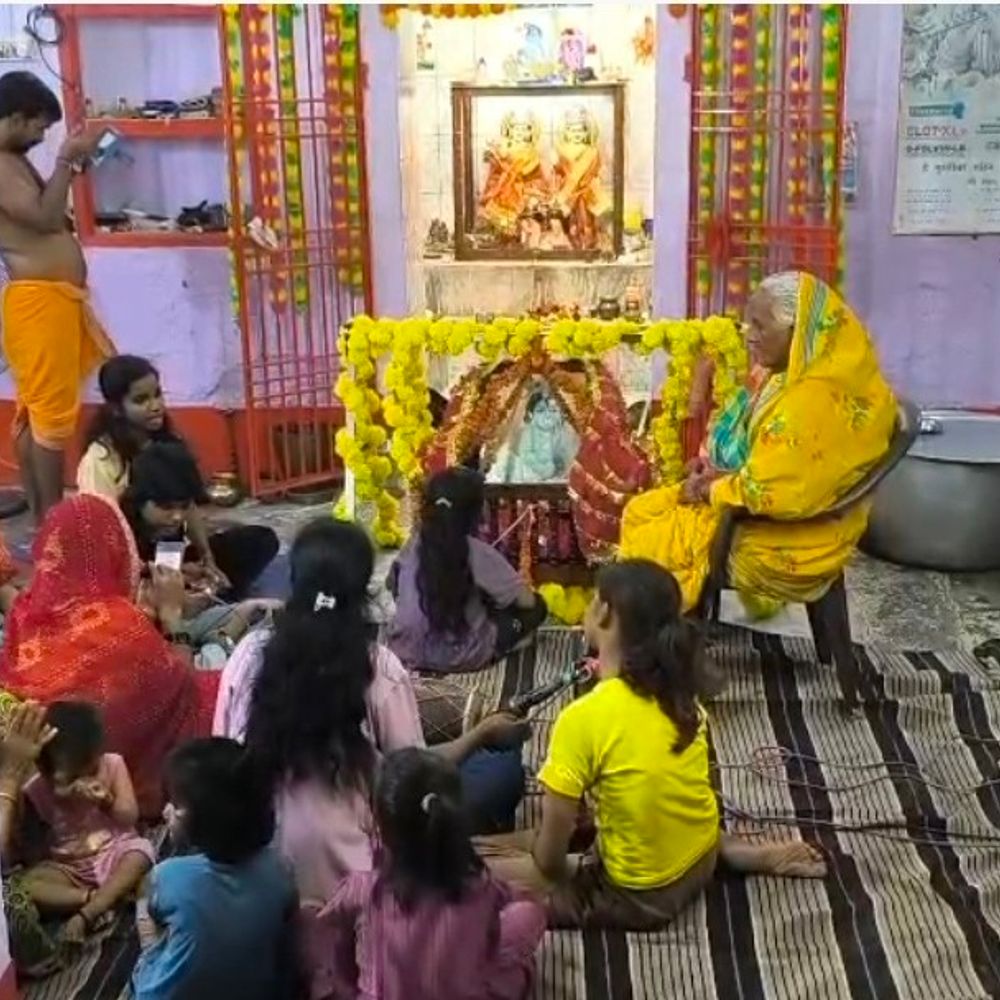 तारापुर में पांच दिवसीय झूलनोत्सव का समापन:राधा-कृष्ण की विशेष पूजा, भक्ति गीतों से गूंजा क्षेत्र