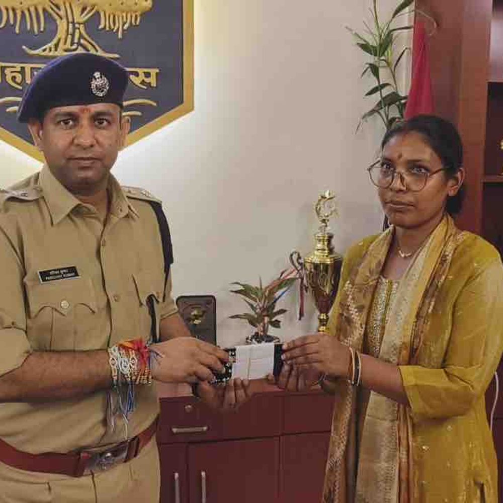 कटिहार पुलिस ने बरामद की 18 लाख की मोबाइल:86 धारकों को लौटाया खोया हुआ फोन, ‘ऑपरेशन मुस्कान’ के तहत कार्रवाई