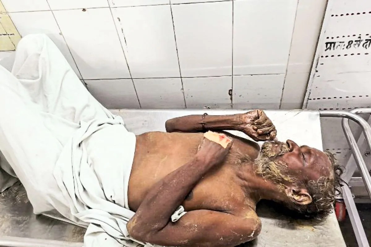 Old Man Fights For Life: रातभर खेत में जिंदगी से जूझता रहा बुजुर्ग, सुबह ग्रामीण बने फरिश्ता, जानें जांजगीर-चांपा का पूरा मामला