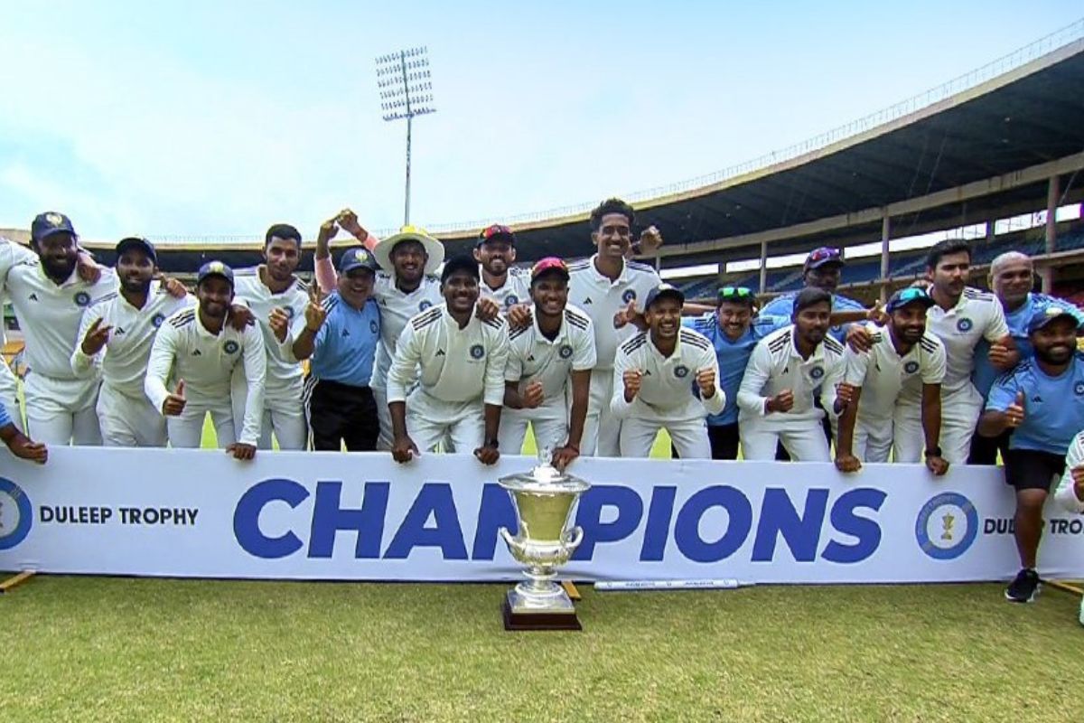 Duleep Trophy 2026: डिफेंडिंग चैंपियंस से होगा ईशान किशन-वैभव सूर्यवंशी की टीम का अगला मुकाबला, रजत पाटीदार-रिंकू सिंह जैसे स्टार शामिल