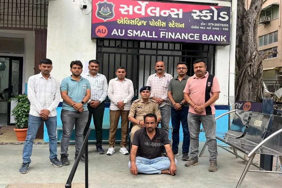 एयरफोर्स में नौकरी, क्रिकेट टीम में चयन के नाम पर छात्रों को ठगने वाला गिरफ्तार