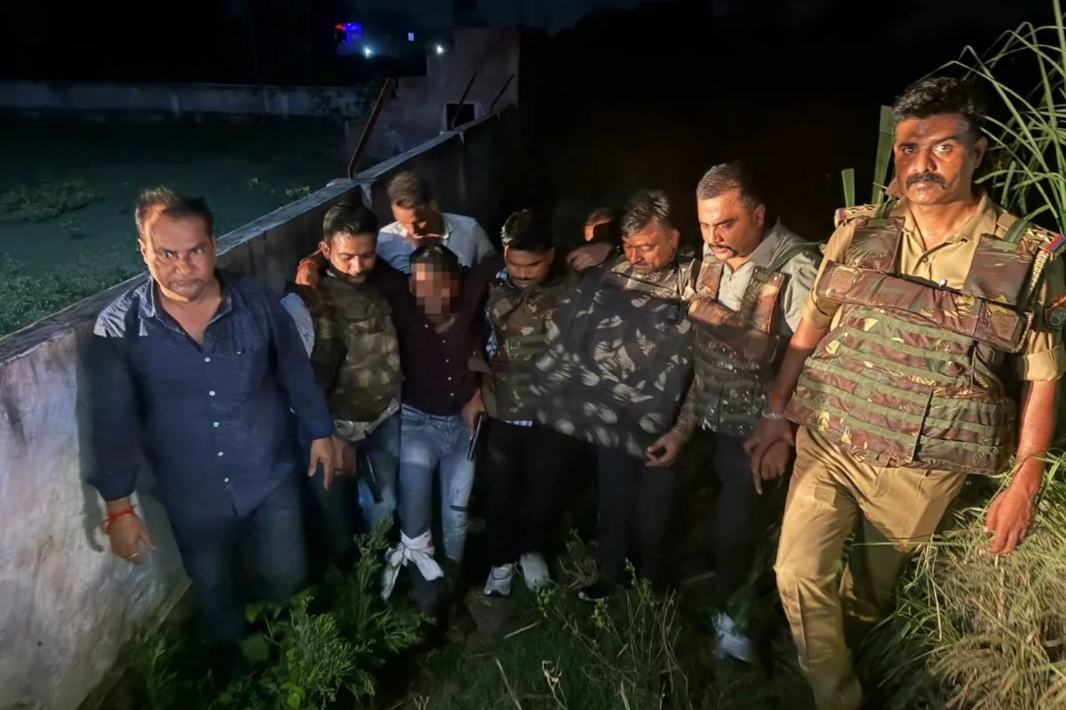 कुशीनगर में बदमाश का एनकाउंटर, दारोगा की पिस्टल छीनकर भाग रहे बिहार के बदमाश के पैर में लगी गोली, 50 हजार का था इनाम