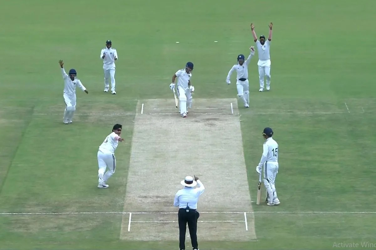 Duleep Trophy 2026: वैभव सूर्यवंशी की फिरकी का कमाल, एकतरफा जीत की दहलीज पर पहुंची ईस्ट जोन